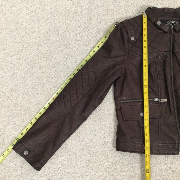 Large Women’s BLANC NOIR Brown Faux Leather Bomber Jacket with Texturized Deta… - Picture 14 of 15